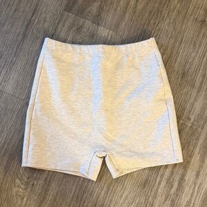 Leset Shorts